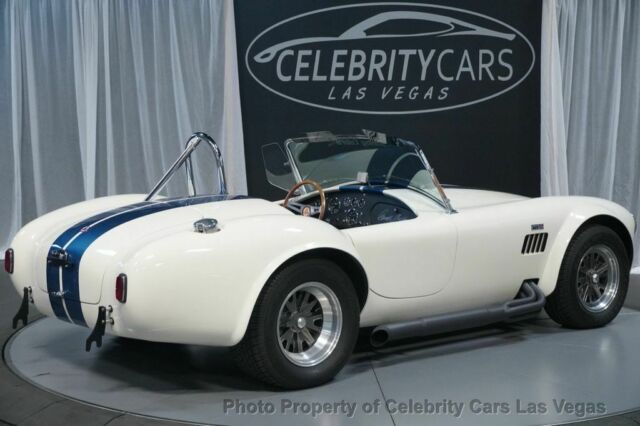 Shelby Cobra 1965 image number 15