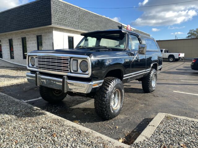 Plymouth Trail Duster 1978 image number 28