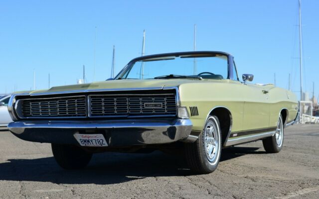 Ford Galaxie 1968 image number 0