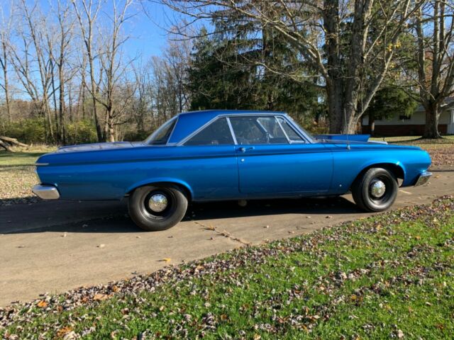 Plymouth Fury 1964 image number 0