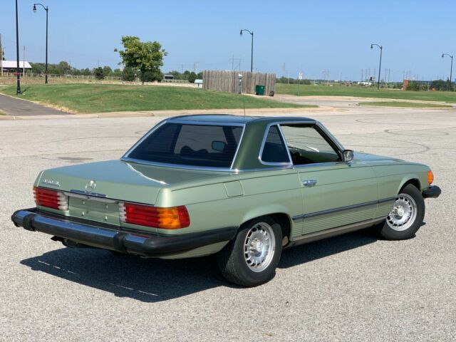 Mercedes-Benz 450SL 1974 image number 2