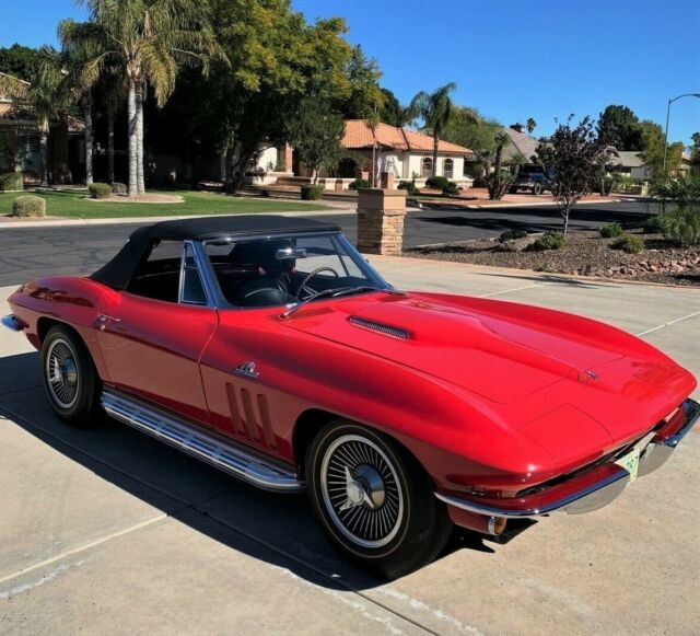 Chevrolet Corvette 1965 image number 0