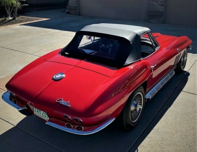 Chevrolet Corvette 1965 image number 15