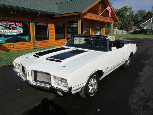 Oldsmobile 442 1972 image number 1