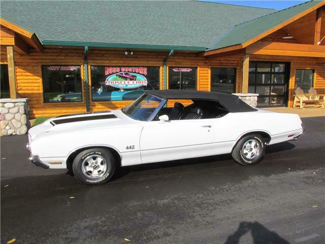 Oldsmobile 442 1972 image number 29