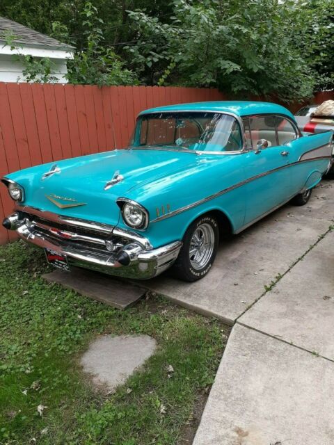 Chevrolet Bel Air/150/210 1957 image number 12