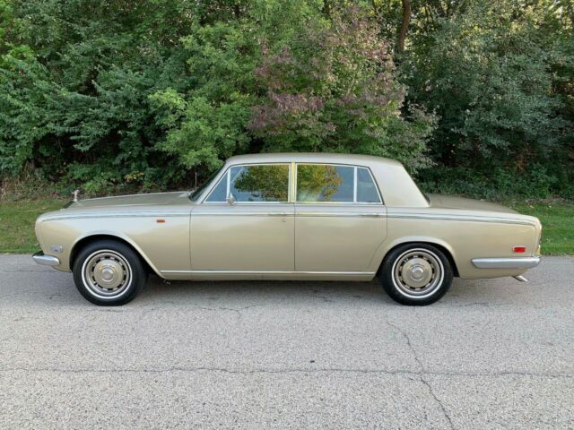 Rolls-Royce Silver Shadow 1973 image number 28