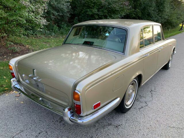 Rolls-Royce Silver Shadow 1973 image number 32