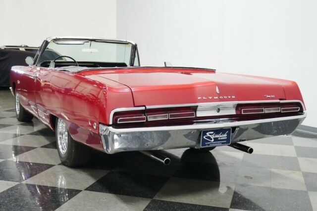 Plymouth Fury 1967 image number 34