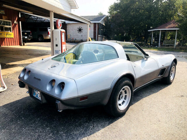 Chevrolet Corvette 1978 image number 31