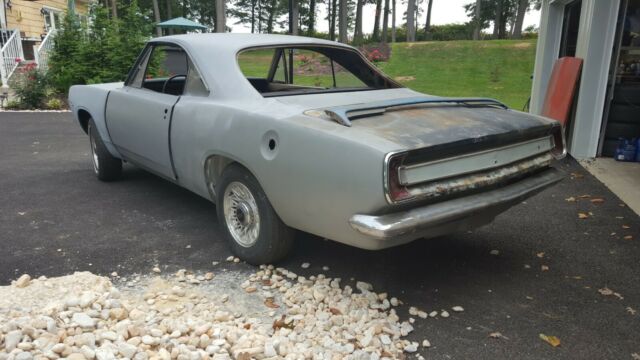 Plymouth Barracuda 1967 image number 14