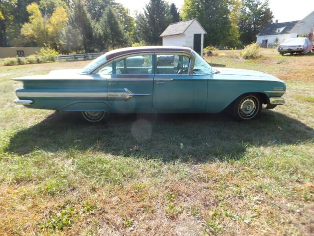 Chevrolet Impala 1960 image number 4