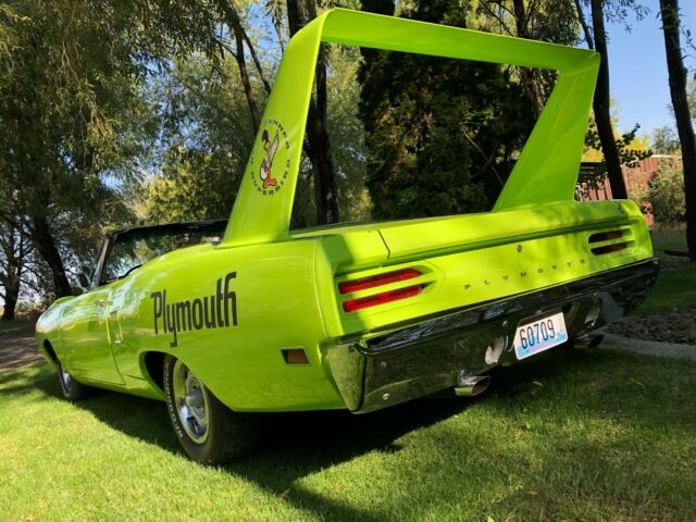 Plymouth Road Runner 1970 image number 16