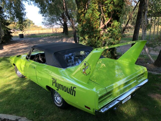 Plymouth Road Runner 1970 image number 32