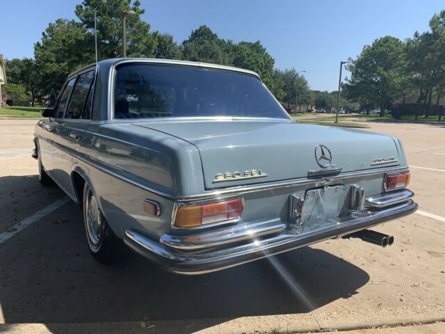 Mercedes-Benz 280 SE Automatic 1970 image number 28