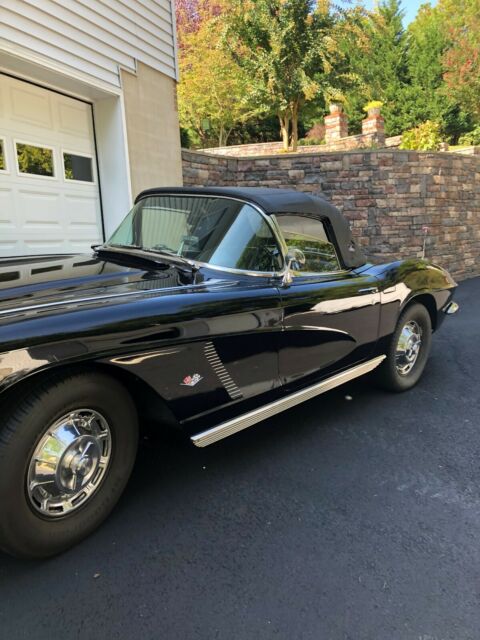 Chevrolet Corvette 1962 image number 26