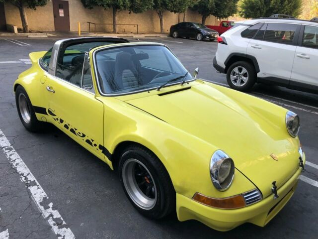 Porsche 911 1972 image number 31