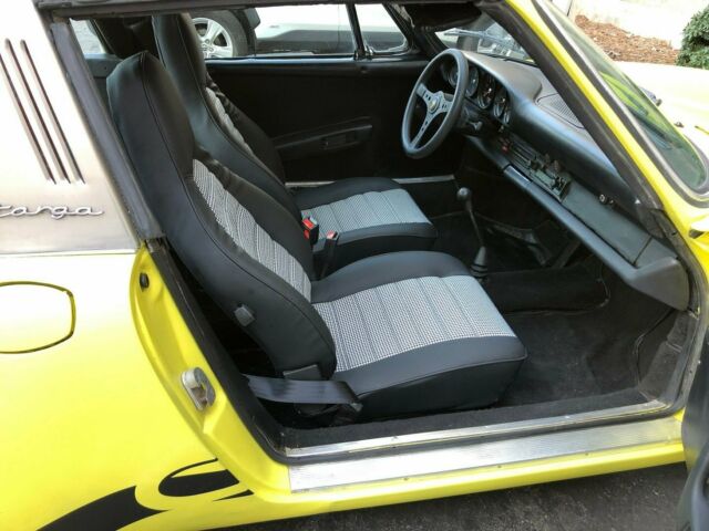 Porsche 911 1972 image number 35