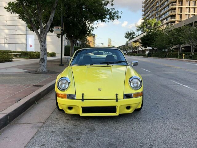 Porsche 911 1972 image number 8