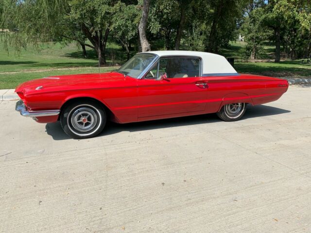 Ford Thunderbird 1966 image number 30