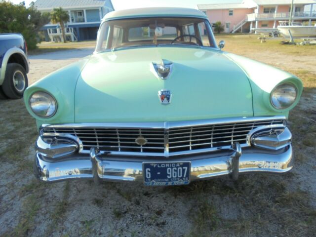 Ford Ranch Wagon 1956 image number 0