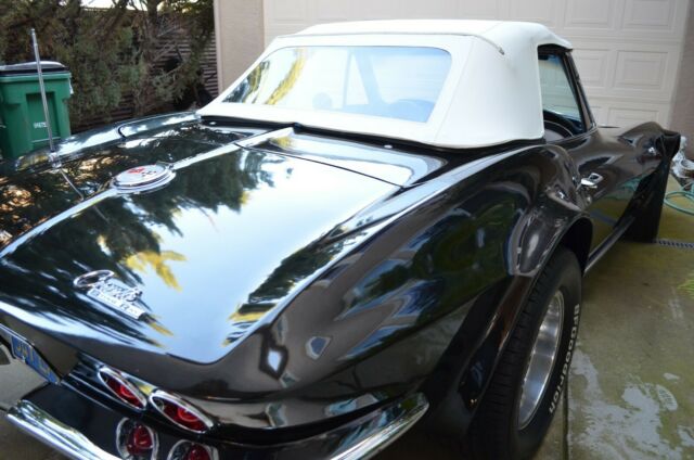 Chevrolet Corvette 1963 image number 23