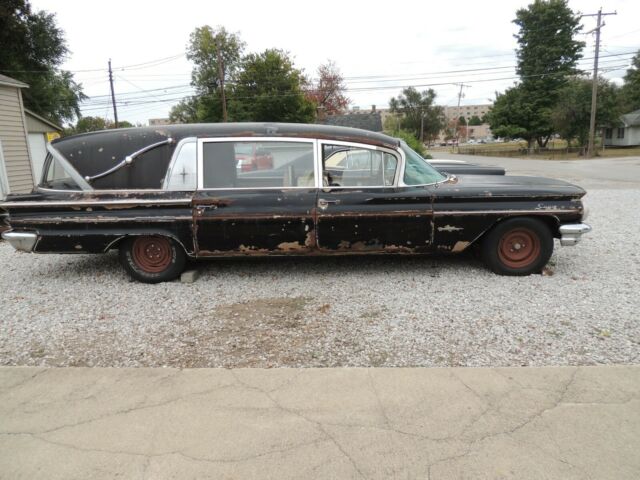 Pontiac Bonneville 1960 image number 6