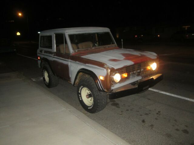 Ford Bronco 1972 image number 4