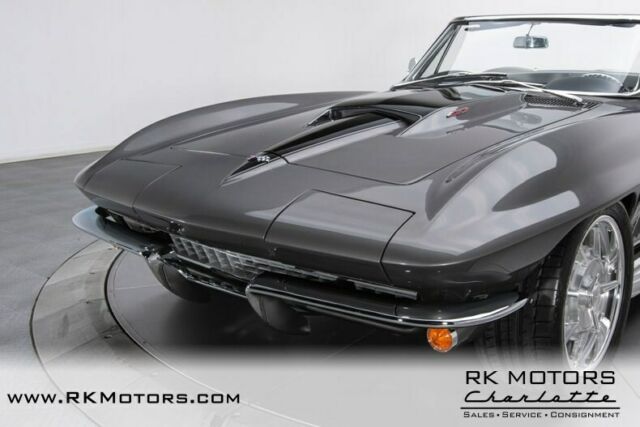 Chevrolet Corvette 1967 image number 16