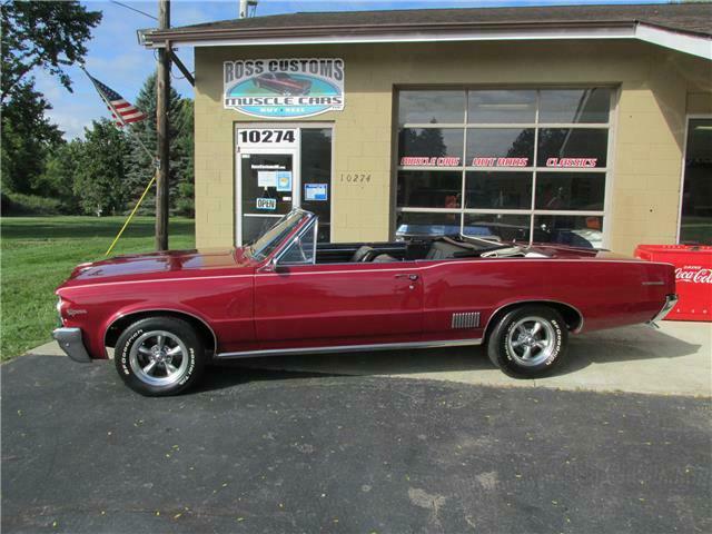 Pontiac Le Mans 1964 image number 37