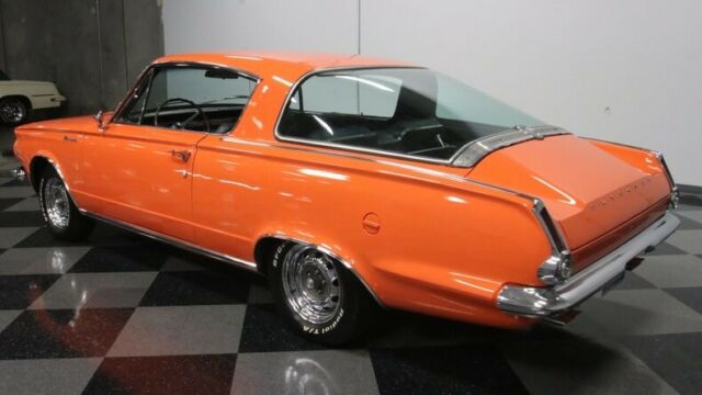 Plymouth Barracuda 1965 image number 8