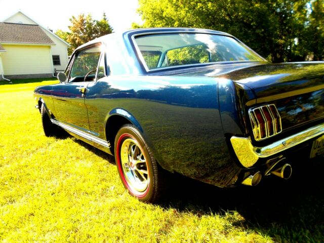 Ford Mustang 1966 image number 2