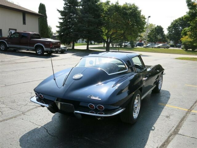 Chevrolet Corvette 1964 image number 34