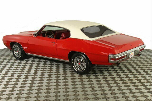 Pontiac GTO 1970 image number 11