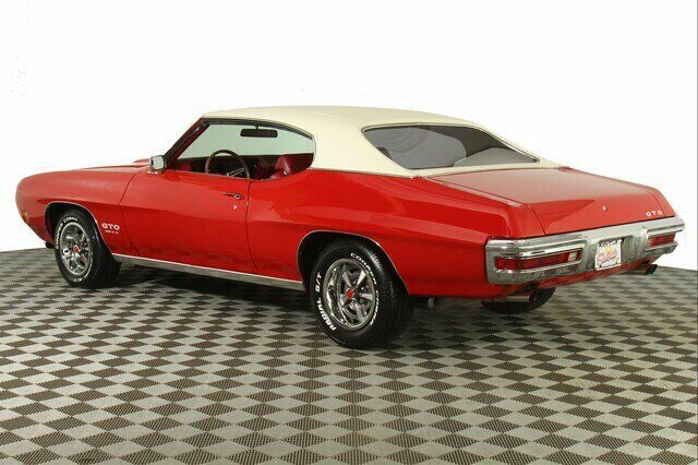 Pontiac GTO 1970 image number 9