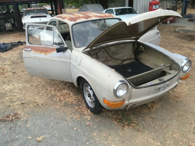 Volkswagen Type 3 fastback 1970 image number 15