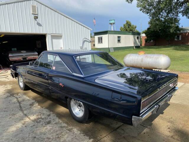 Dodge Coronet 1967 image number 2