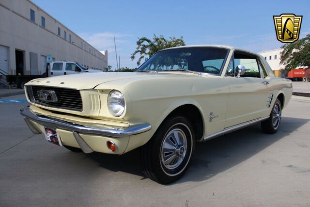 Ford Mustang 1966 image number 3