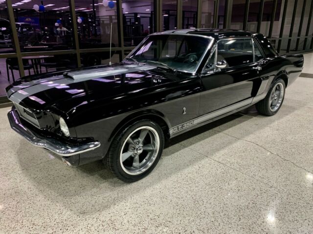 Ford Mustang 1965 image number 17