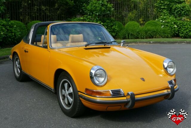 Porsche 911 1972 image number 1