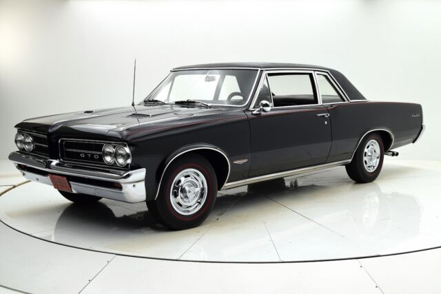 Pontiac GTO 1964 image number 1