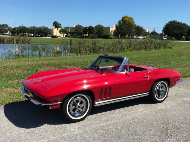 Chevrolet Corvette 1965 image number 1