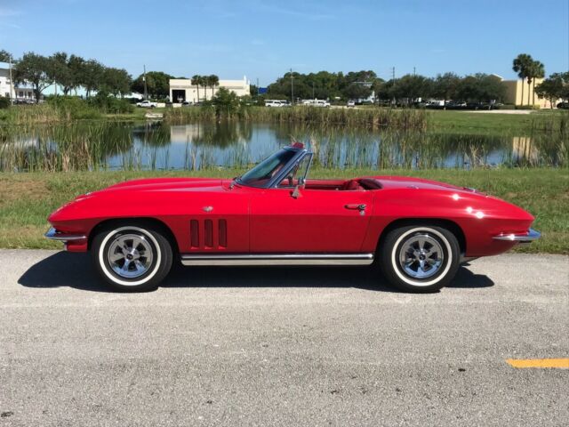 Chevrolet Corvette 1965 image number 15