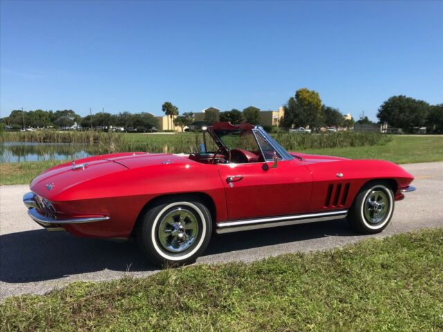 Chevrolet Corvette 1965 image number 35