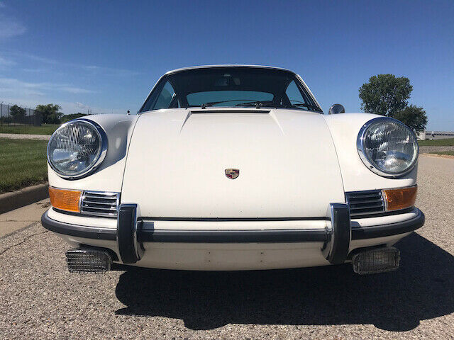 Porsche 911 1969 image number 10