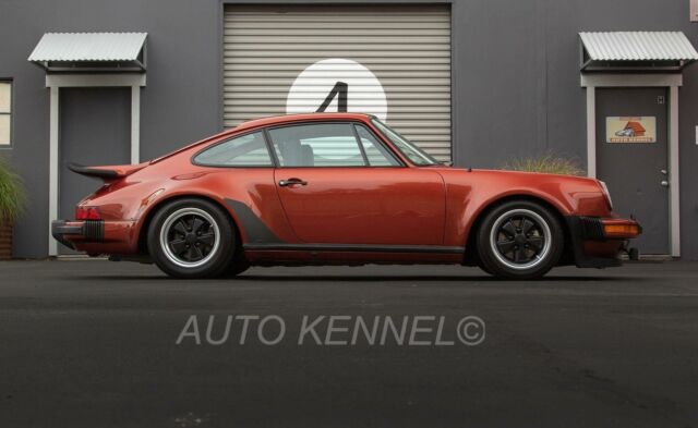 Porsche 930 1976 image number 16