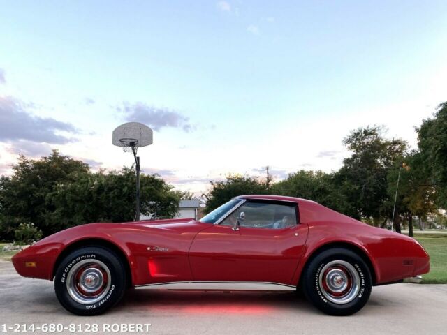 Chevrolet Corvette 1976 image number 5