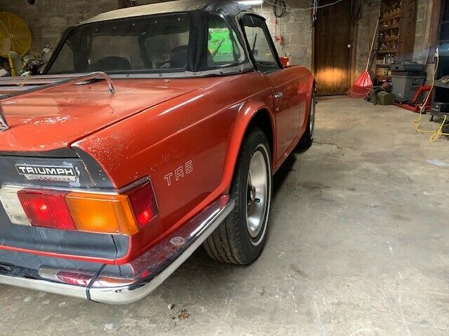 Triumph TR-6 1972 image number 22