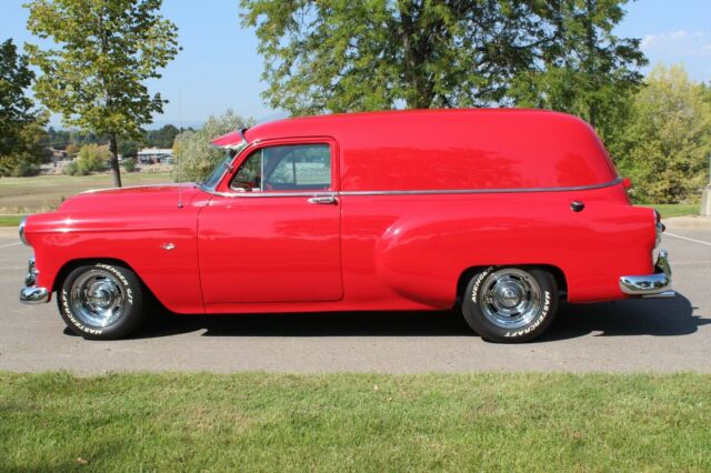 Chevrolet SEDAN DELIVERY 1953 image number 1