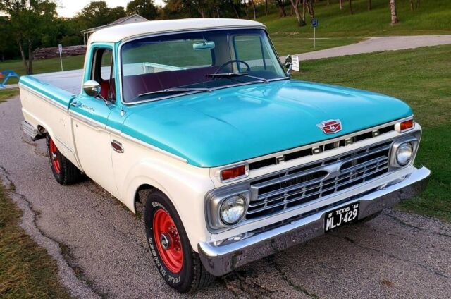 Ford F-250 1966 image number 16